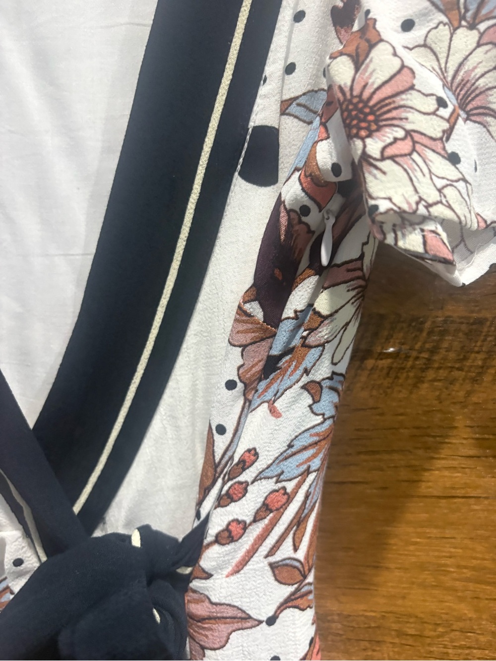 Maeve Aubrey Wrap Dress Size 6 - Picture 6 of 12